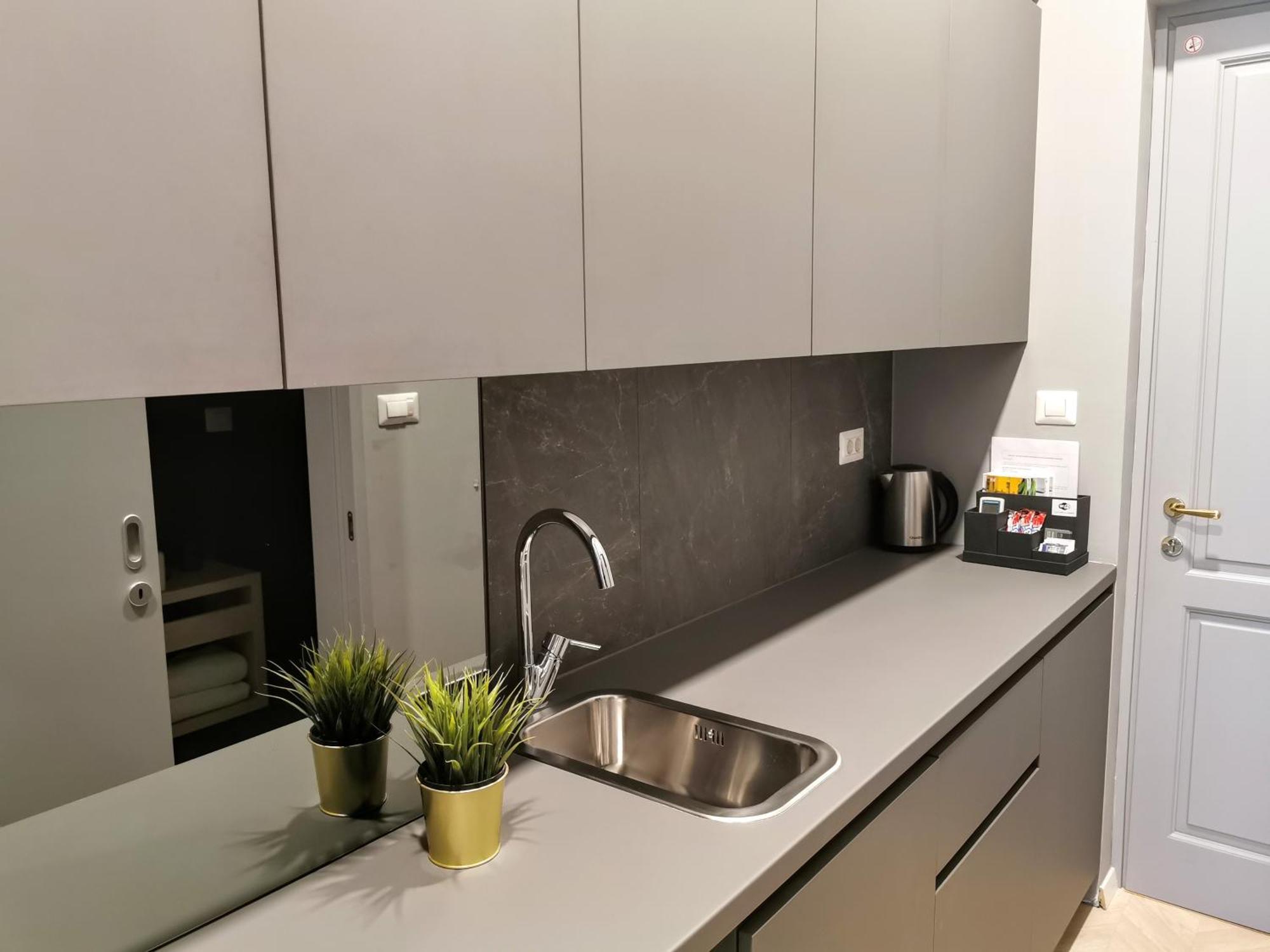 Mint Boutique Studio Apartments Zagreb Exteriör bild